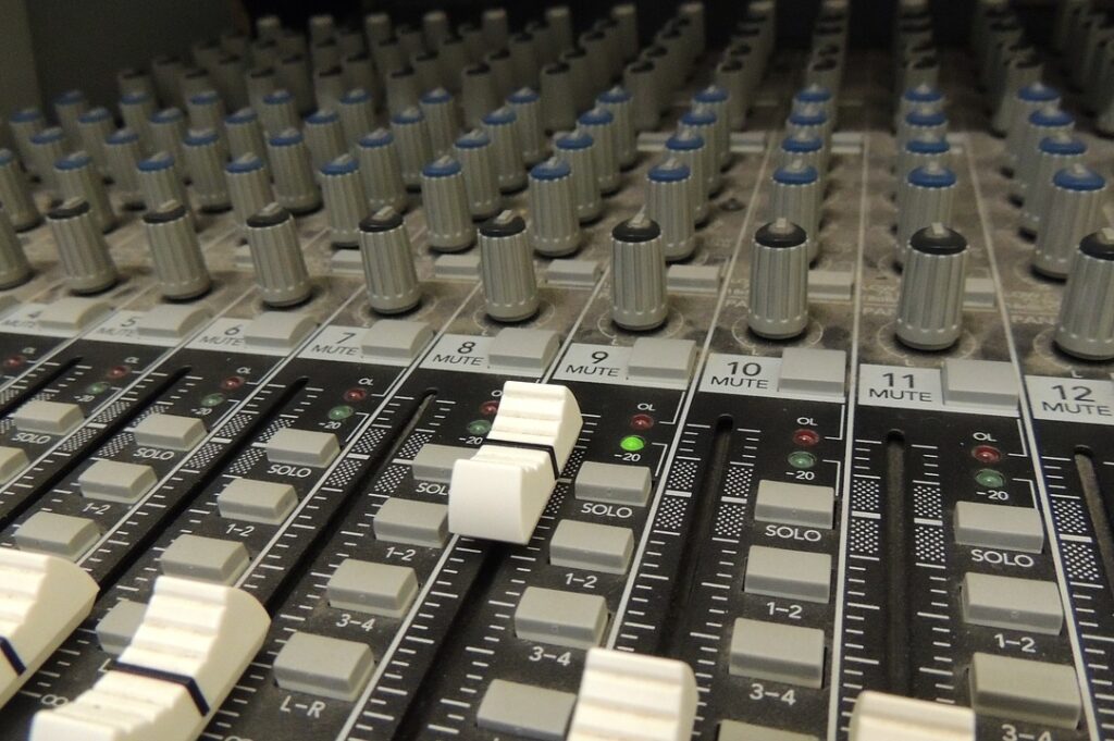 audio mixing board